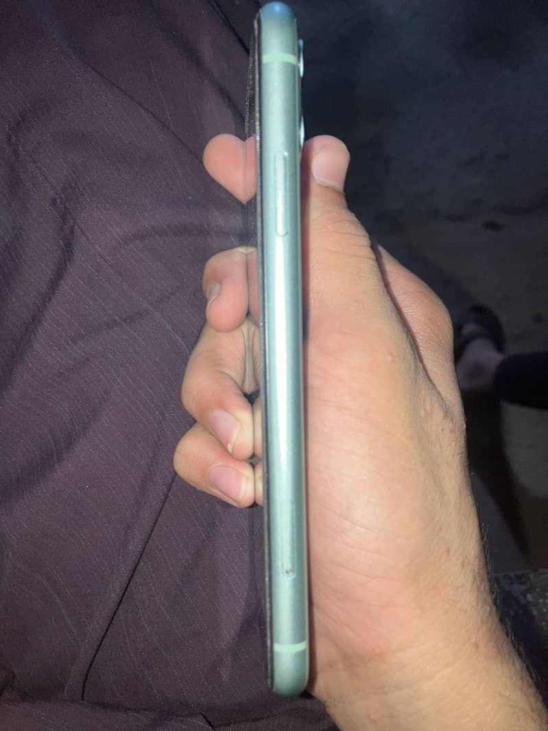 Apple iPhone 11 2