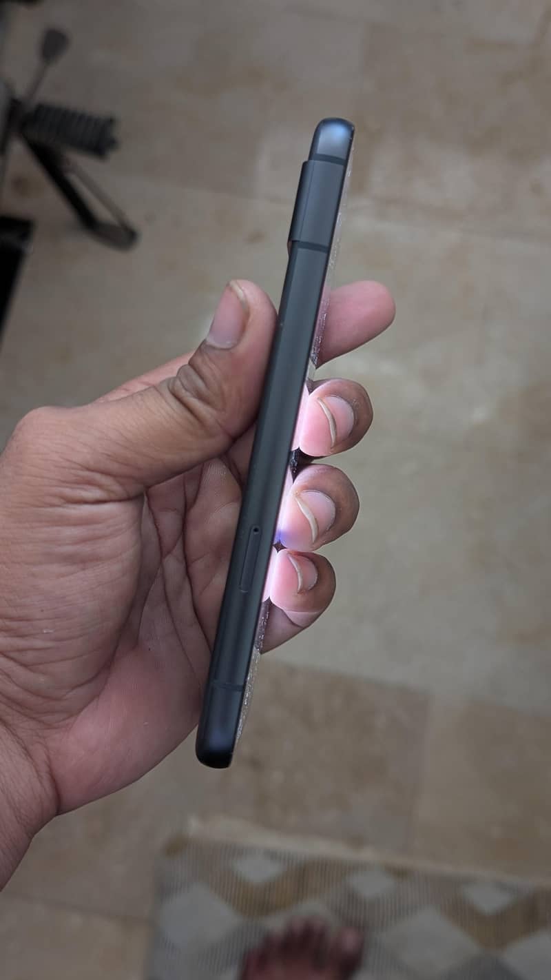 Google Pixel 8a 1