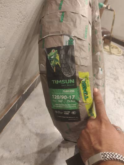 Timsun 120/90/17 TS-882 Tubeless Tyre. BRAND NEW, UNUSED!!!