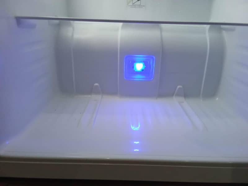 Dawlance fridge 7