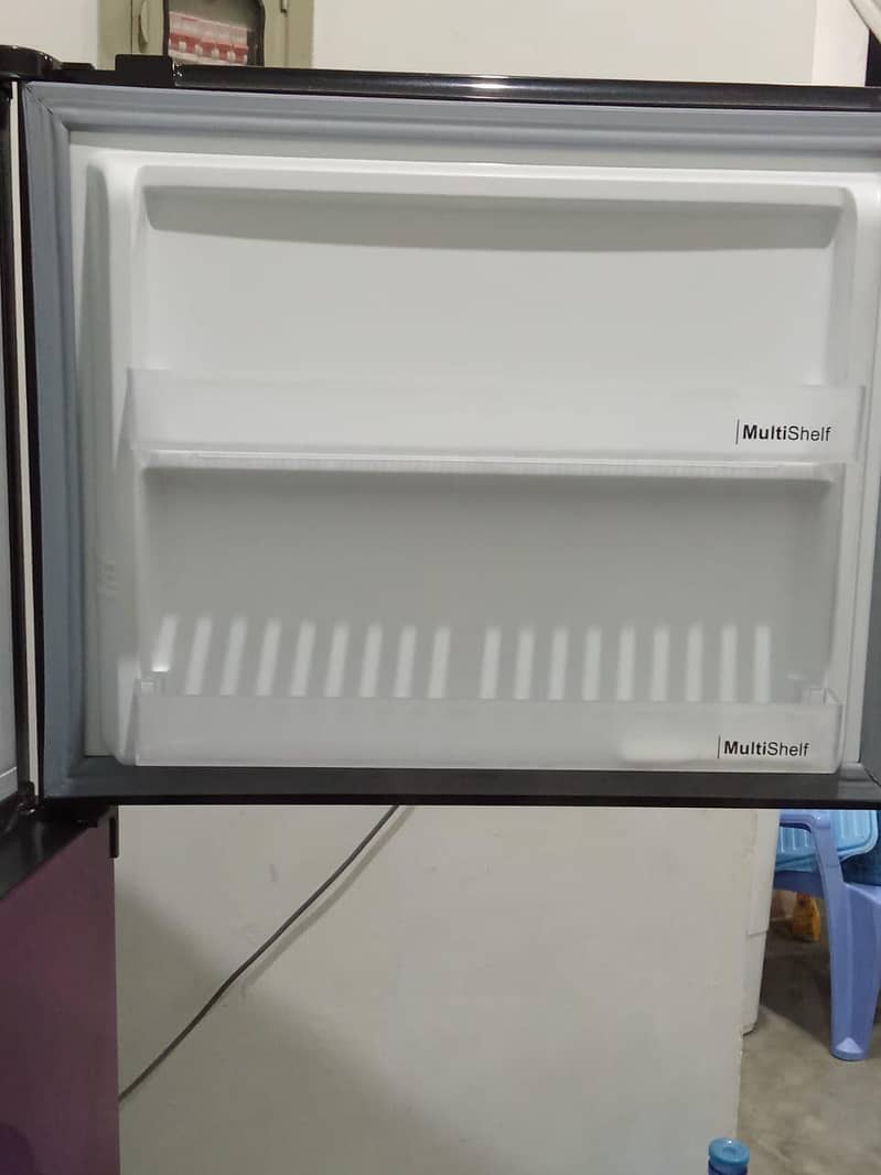 Dawlance fridge 8