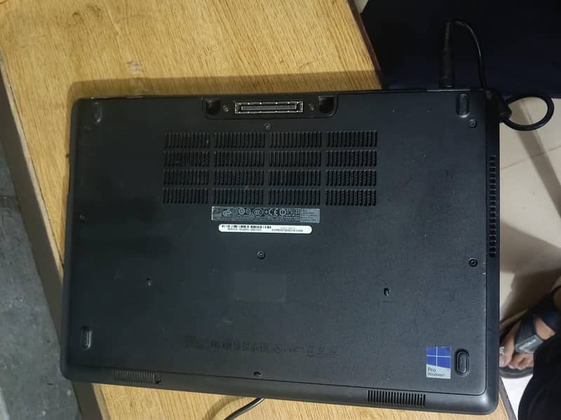 DELL desktop 5