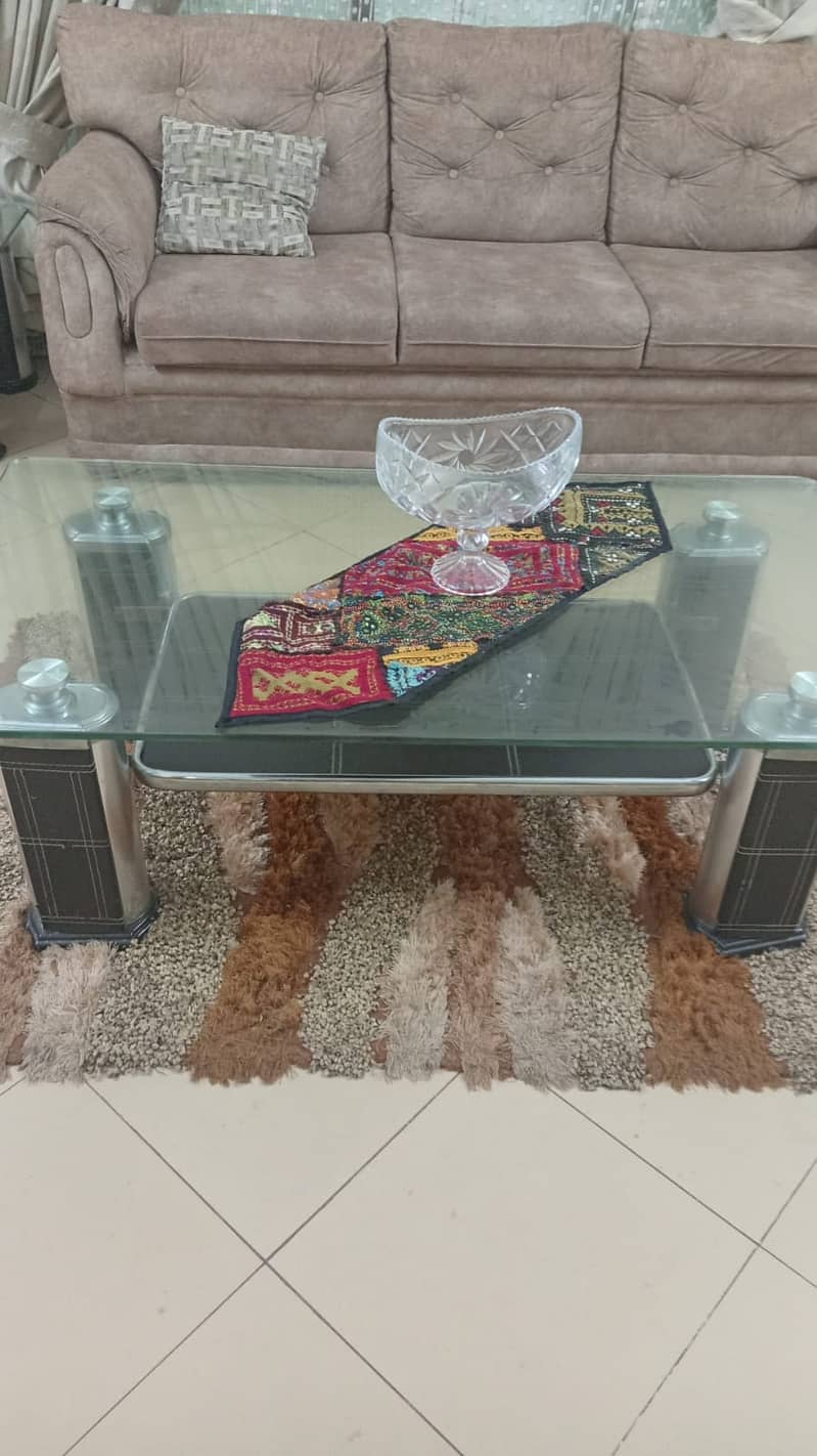 Central table with side tables 2