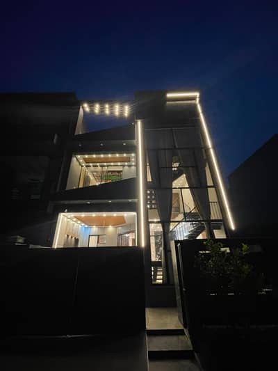 5 Marla Modern Luxury House Facing Main Park Park View City Lahore