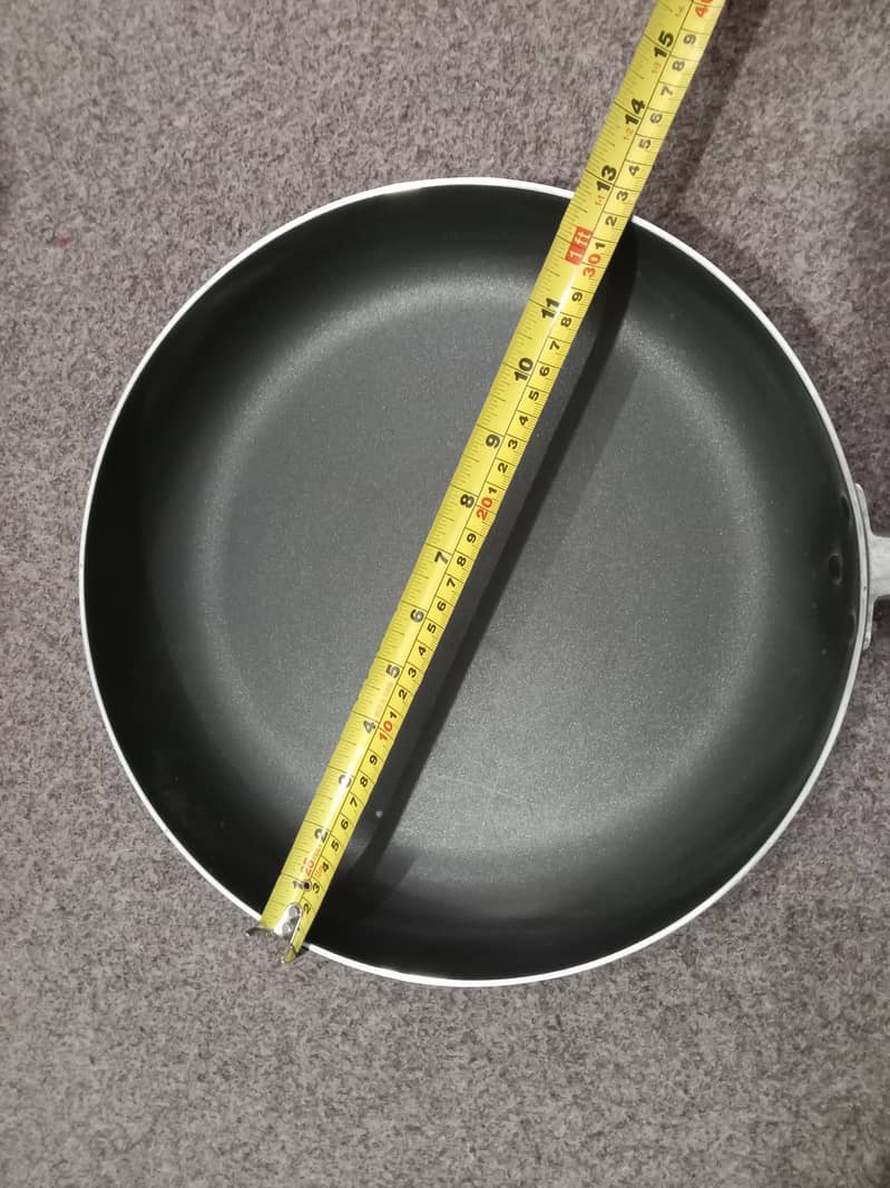 fry pan 2