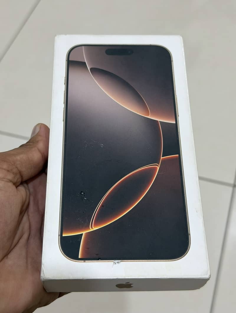 Apple iPhone 16 Pro Max 1