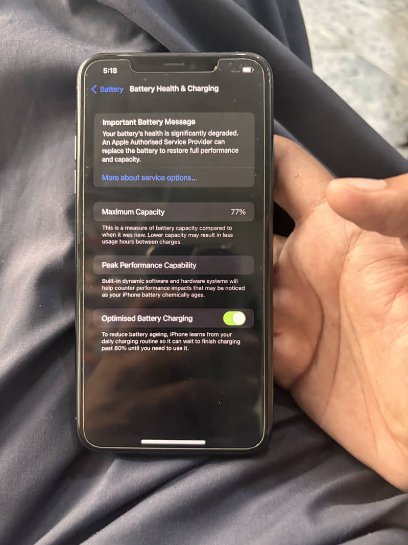 Apple iPhone 11 Pro Max 3