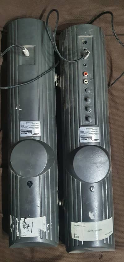 2 speaker for sale best for lcd support and Aux cable supported