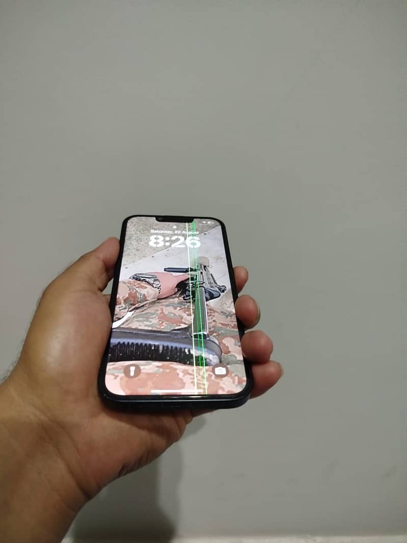 Apple iPhone 13 3