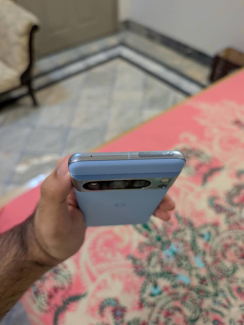 Google Pixel 8 Pro 3