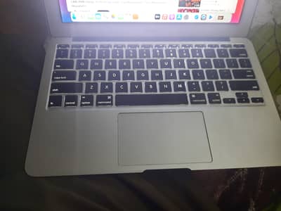 mac book air i5 slimmest laptop