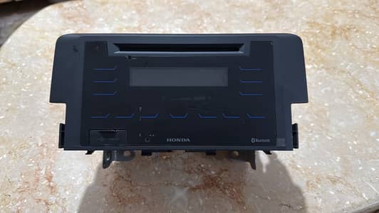 Honda Civic - OEM Audio MP3 Player