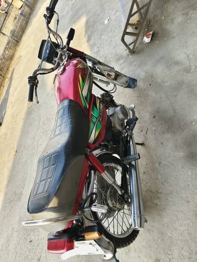 Honda CD 70 2022