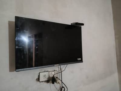 32" Led tv for sale