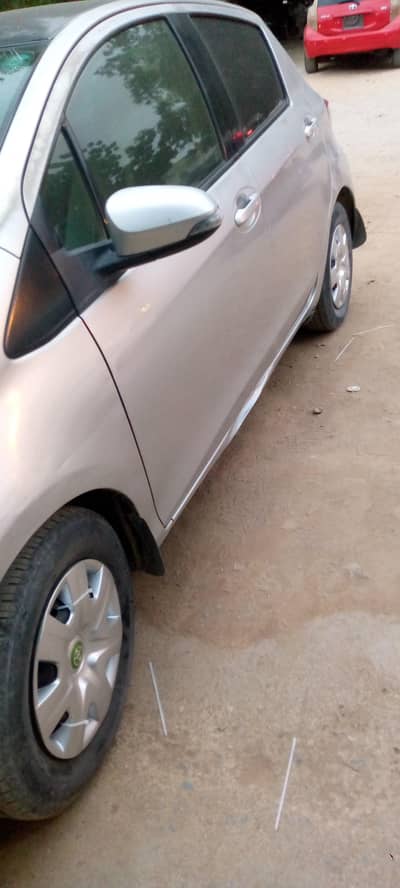 Toyota Vitz 2014