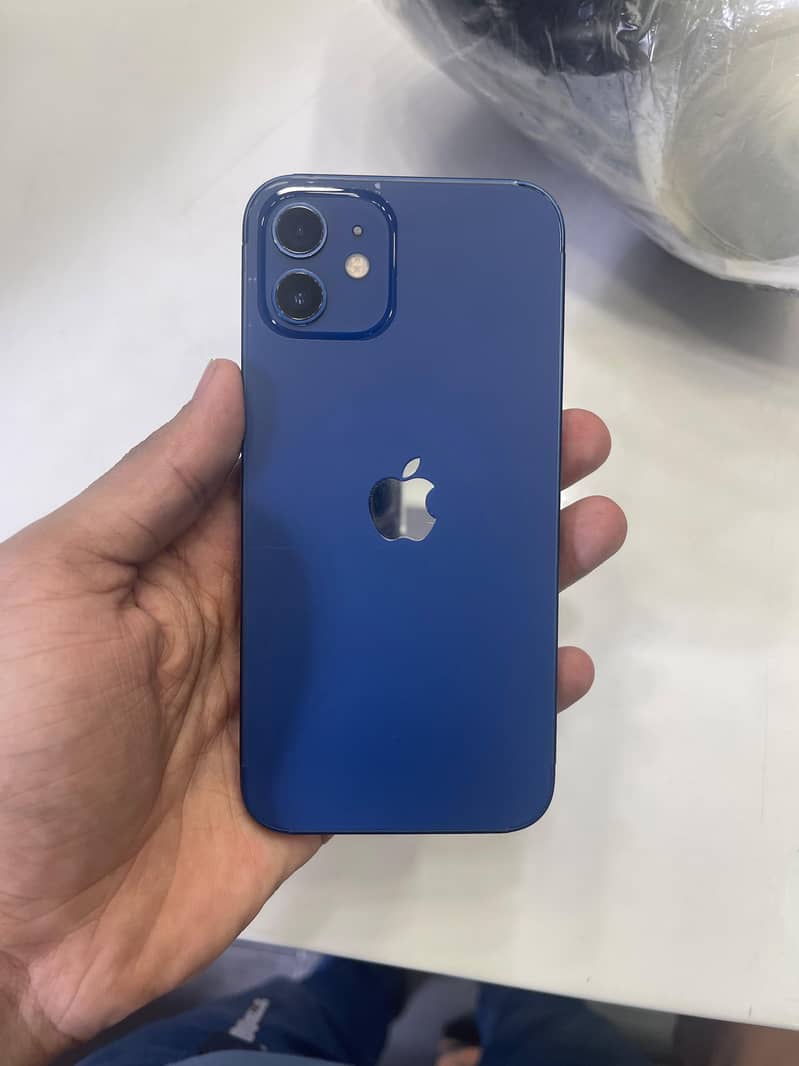 Apple iPhone 12 2