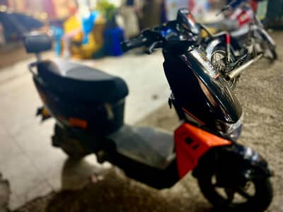 Brand New Yadea GT30 Electric Scooter For Sale