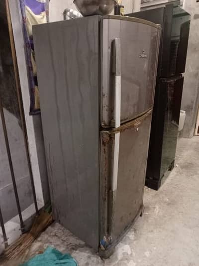 Dowlance Fridge For Sale