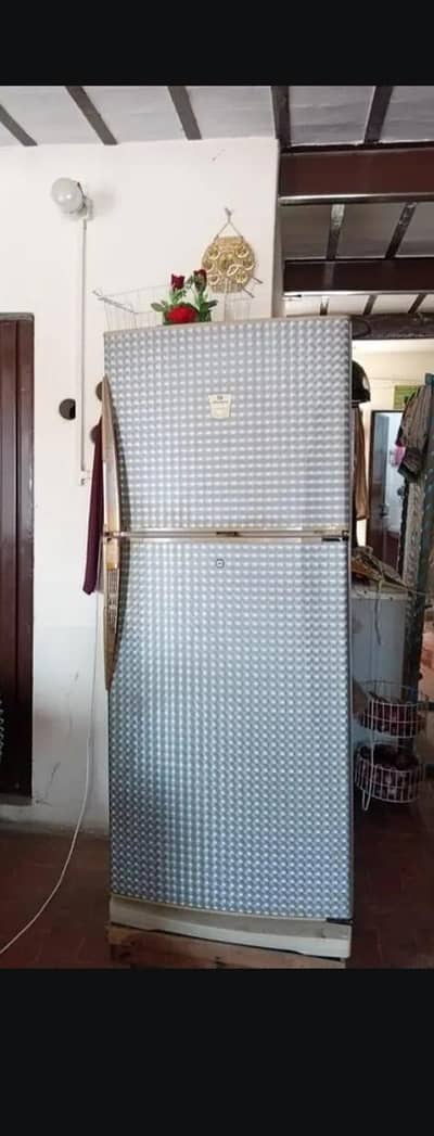Dawlance Fridge (old model)