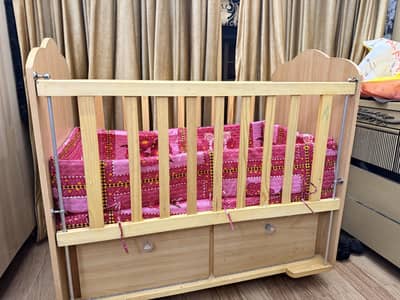 Baby Cot for Sale – Excellent Condition
