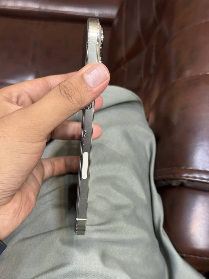 Iphone 13 pro max 1