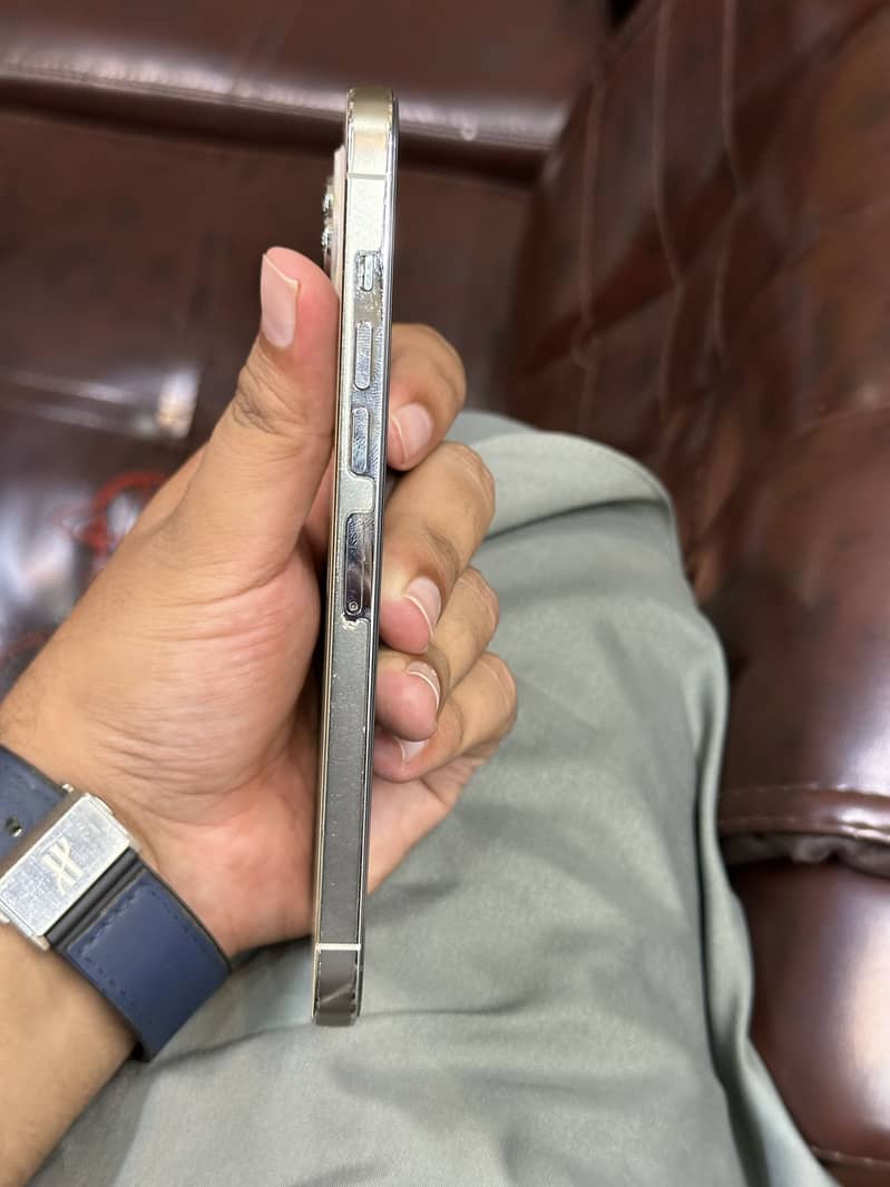 Iphone 13 pro max 2