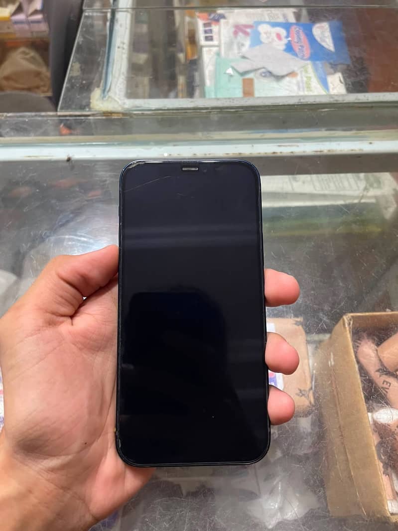 Iphone 12. Jv 4