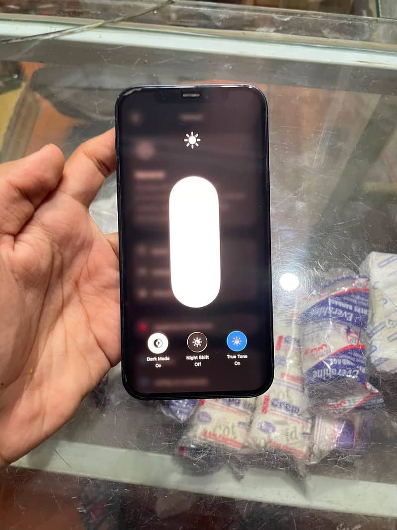 Iphone 12. Jv 5