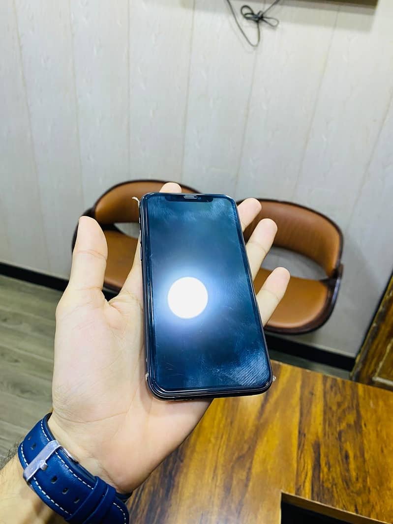 iphone 11 pro 7