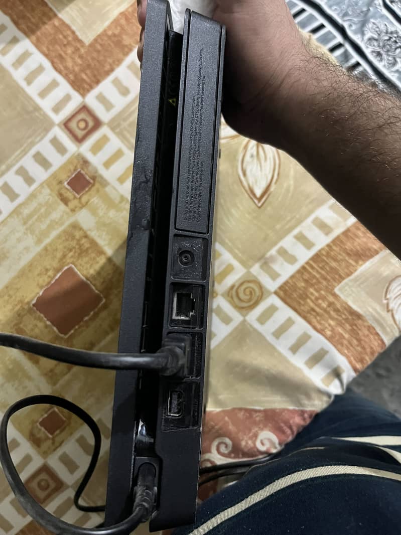 Ps4 good condition 1