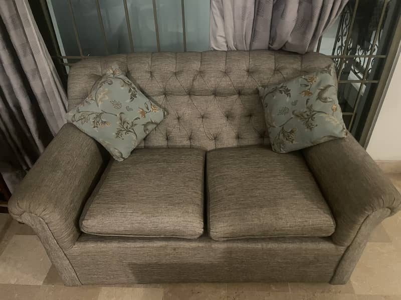 Sofa set 0