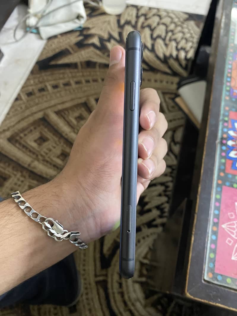 Apple iPhone 11 1