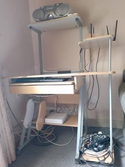 computer table