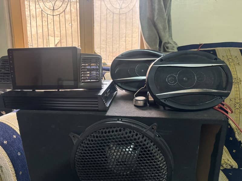 Boofer speaker amplifier 0