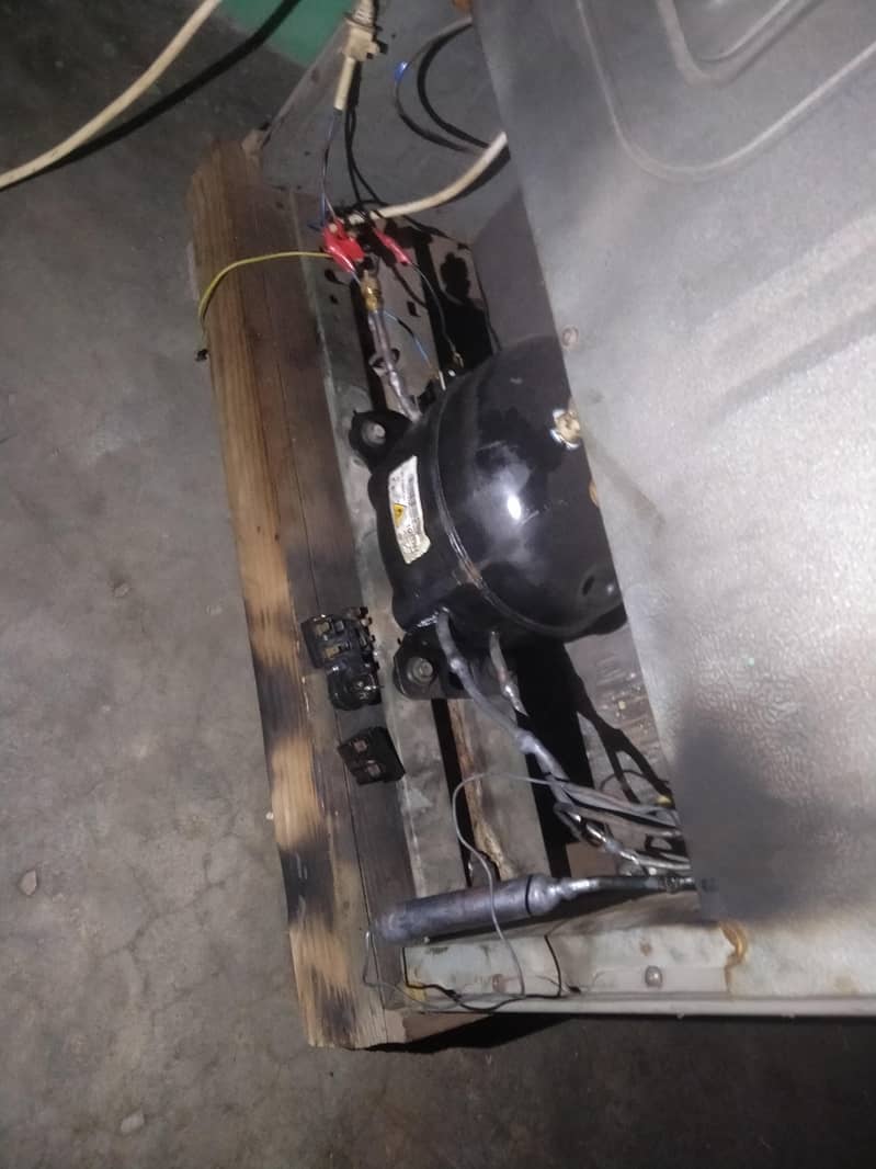 fridge (only compressor need) 4