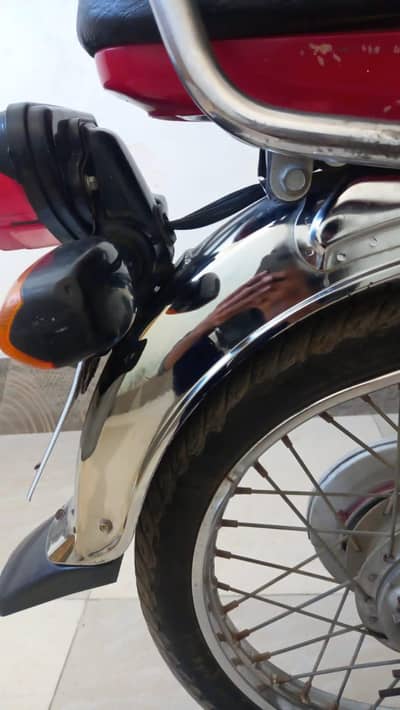 Honda CD 70 cc 0328/31/60/580/urgent sel karni hai bike model 2019
