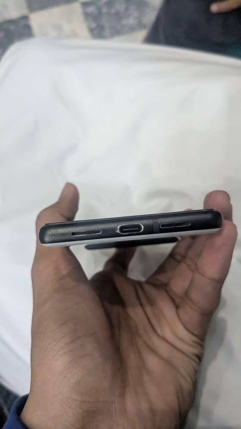 Google Pixel 6 3