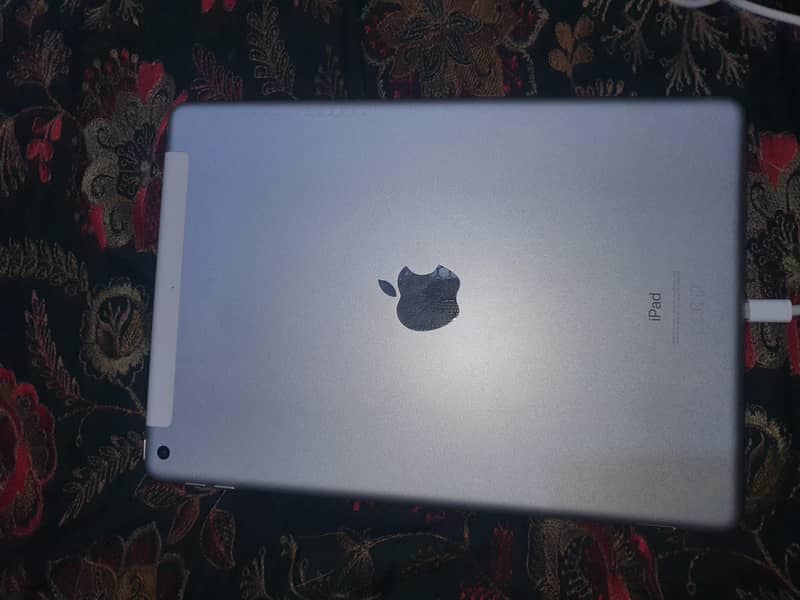 iPad 8th Generation 0