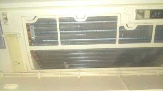 singer AC