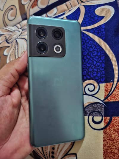 One Plus 10 Pro