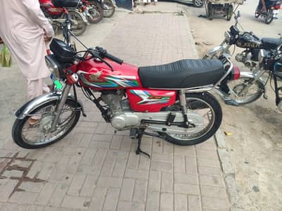 Honda 125 model 23 for sale no work bio available