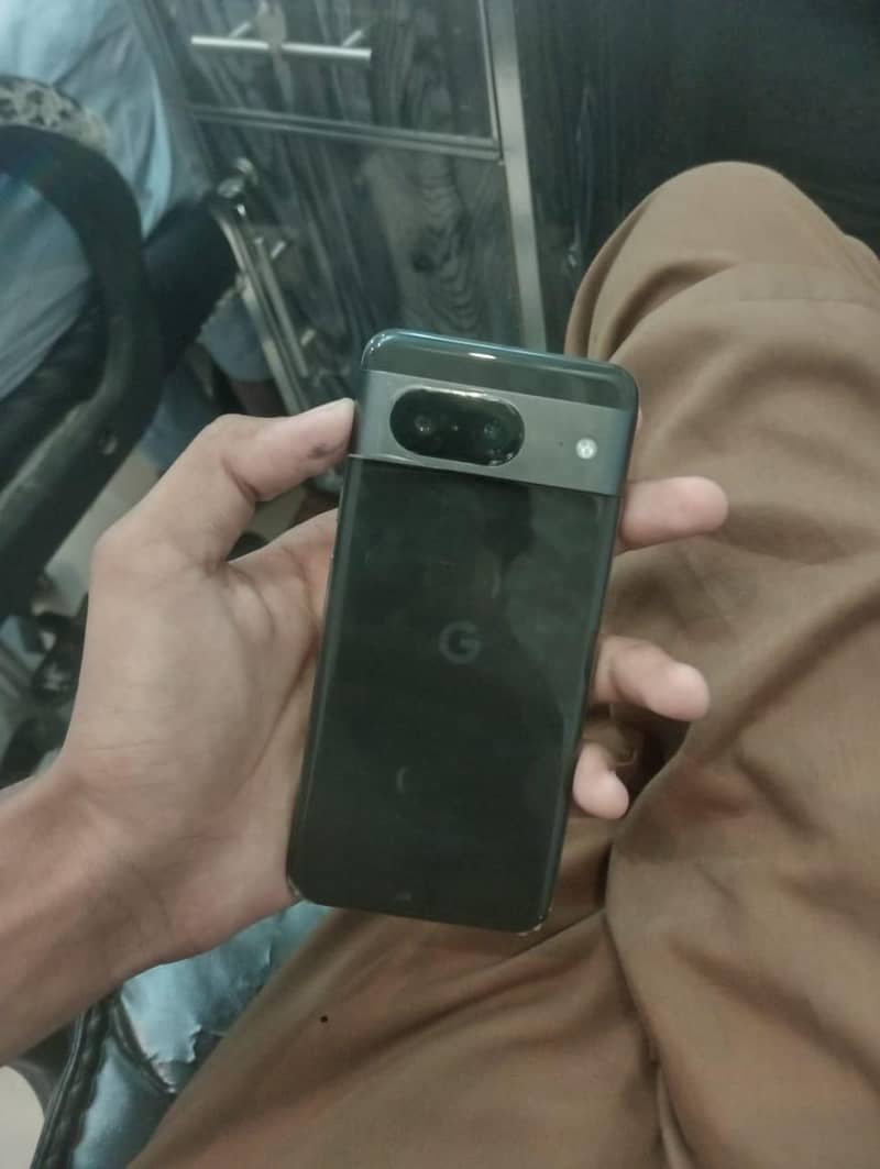 Google Pixel 8 0
