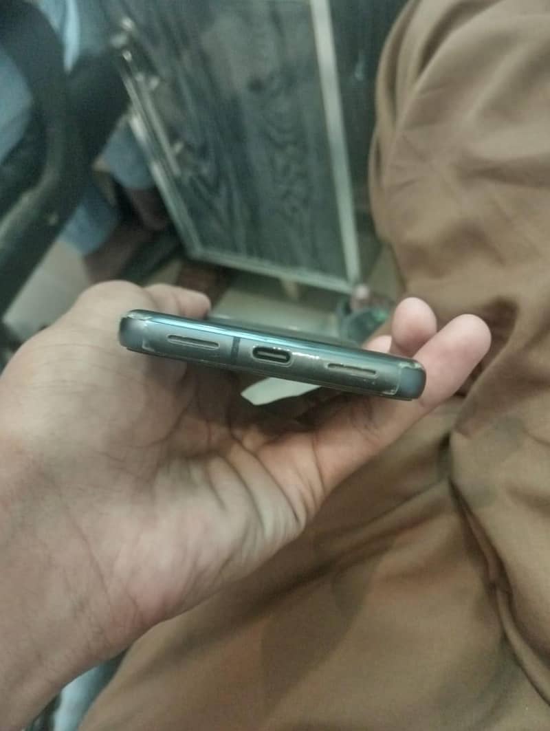 Google Pixel 8 1