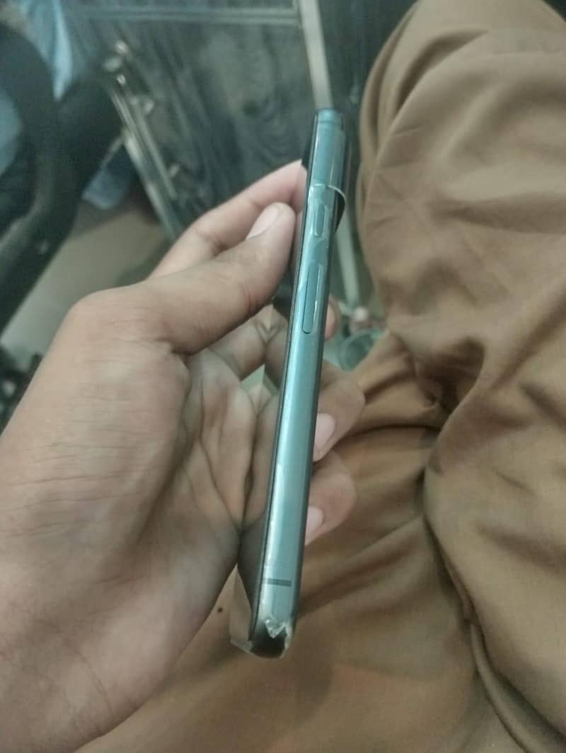 Google Pixel 8 6