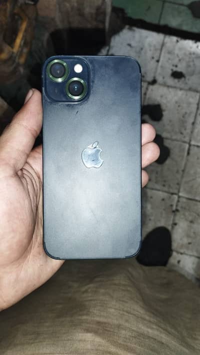 Apple iPhone 13