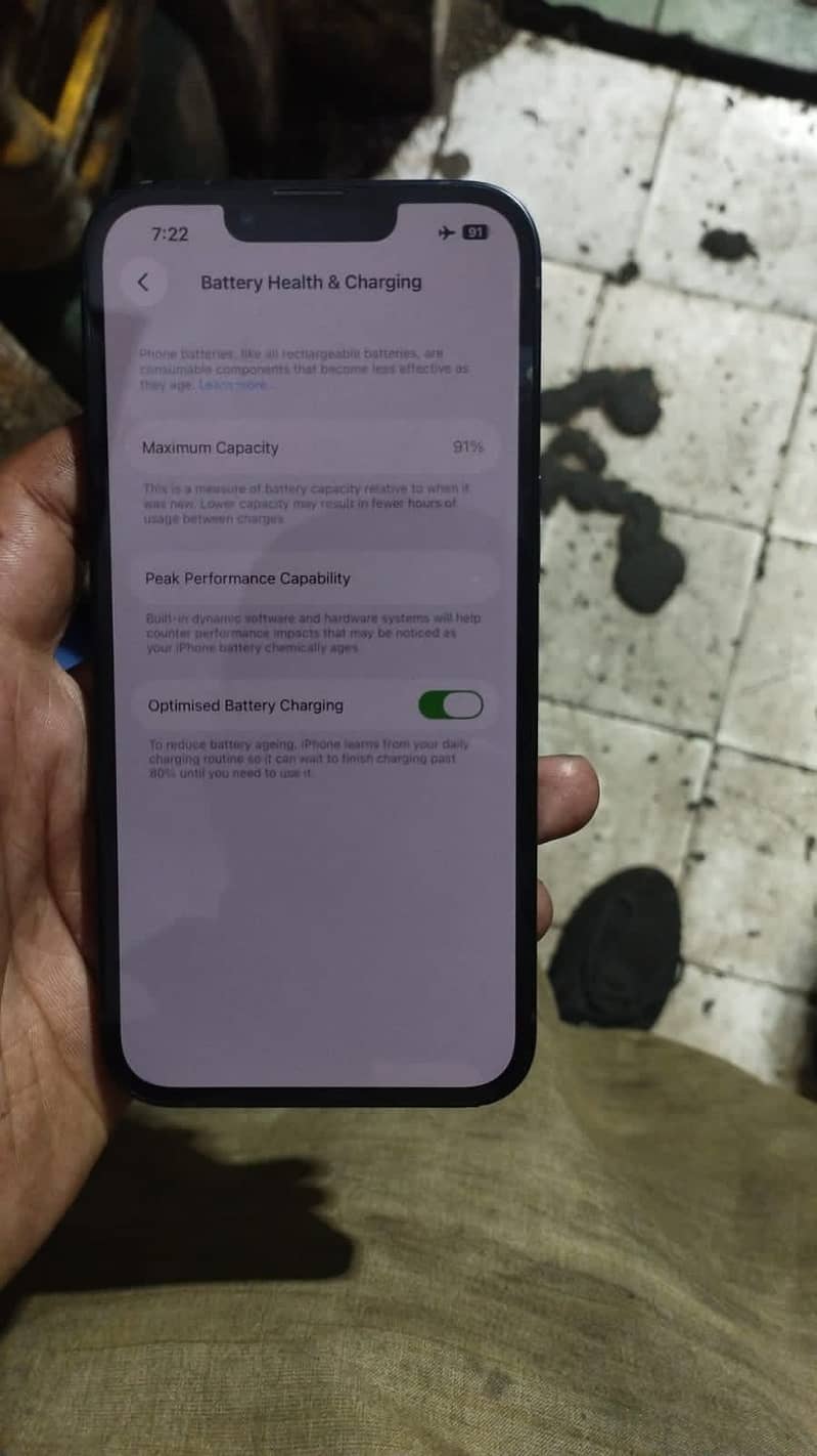 Apple iPhone 13 1