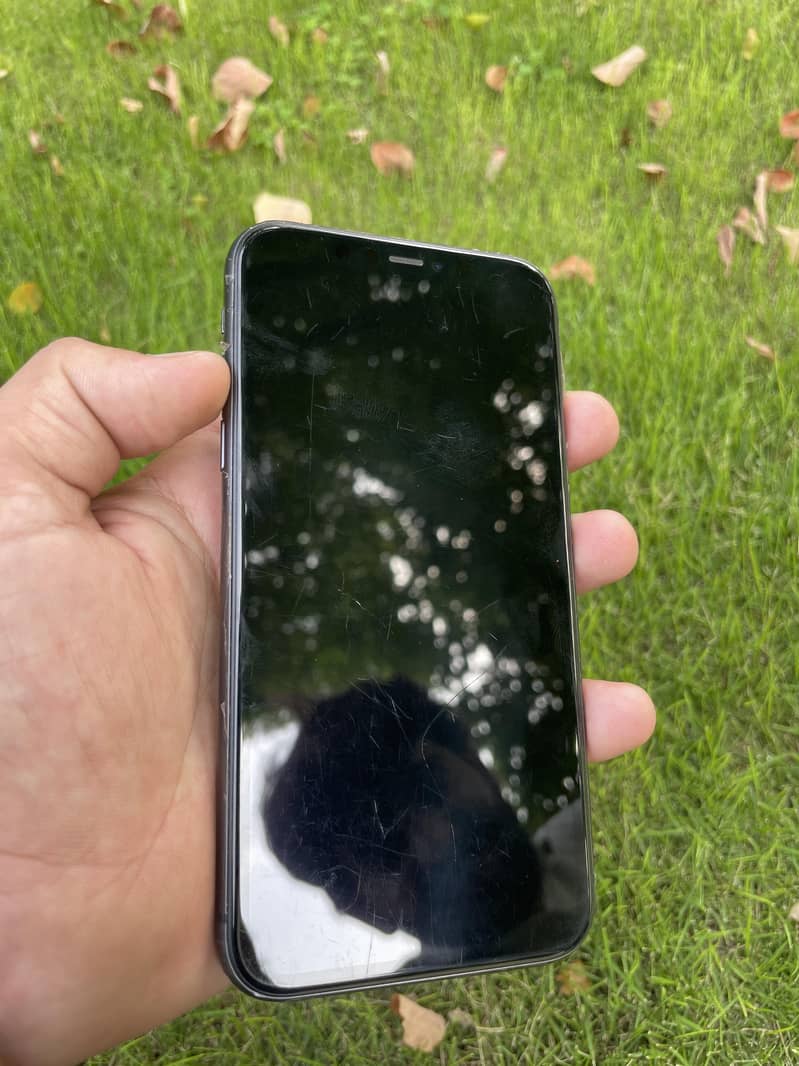 Apple iPhone 11 1