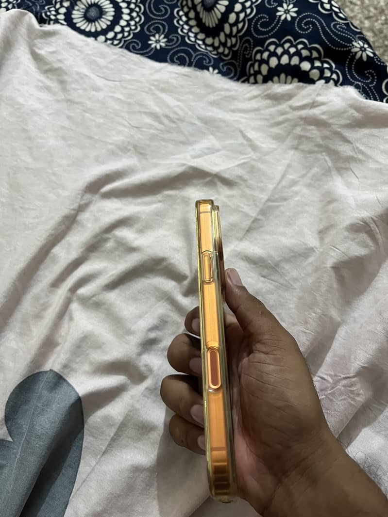 Apple iPhone 17 Pro Max 2