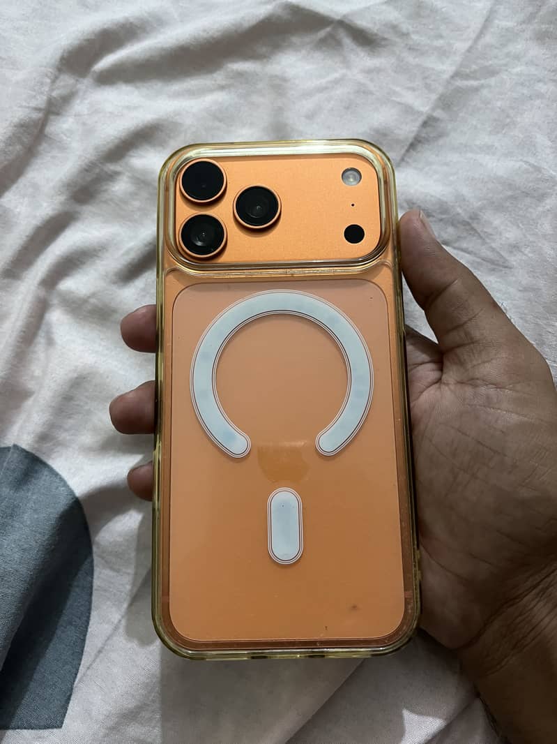 Apple iPhone 17 Pro Max 5