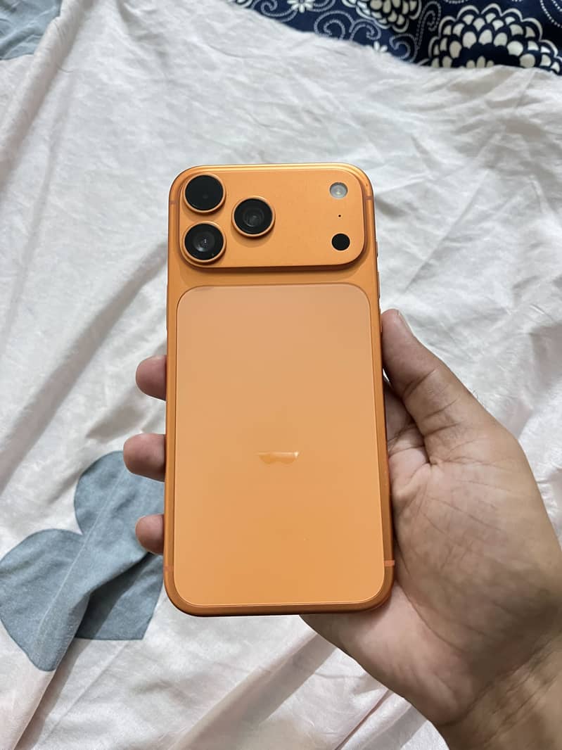 Apple iPhone 17 Pro Max 7